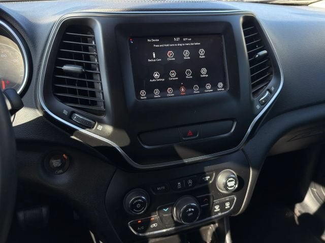2019 Jeep Cherokee Altitude Sport Utility 4D