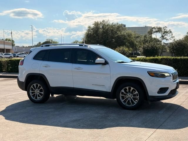 2019 Jeep Cherokee Altitude Sport Utility 4D