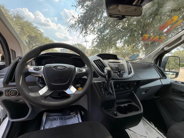 2018 Ford Transit Passenger Wagon XLT w/Low Roof w/Sliding Side Door Van 3D