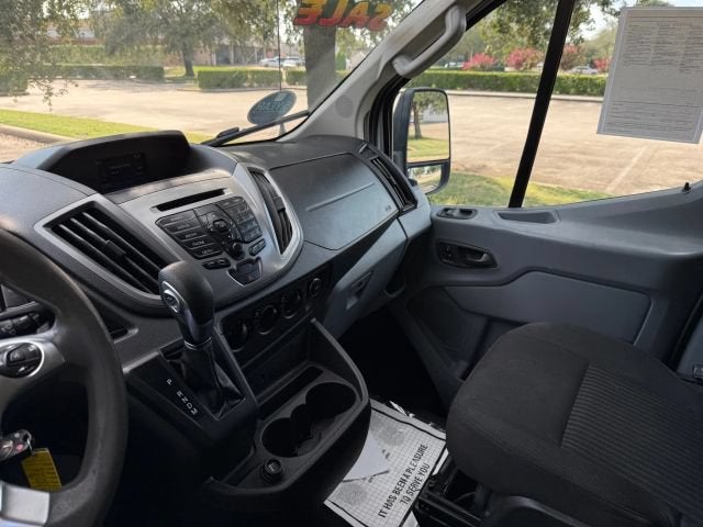 2018 Ford Transit Passenger Wagon XLT w/Low Roof w/Sliding Side Door Van 3D