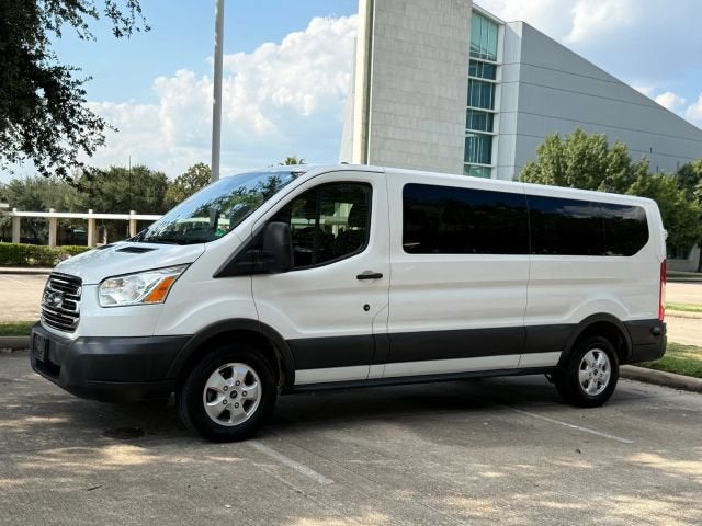 2018 Ford Transit Passenger Wagon XLT w/Low Roof w/Sliding Side Door Van 3D