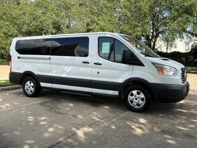 2018 Ford Transit Passenger Wagon XLT w/Low Roof w/Sliding Side Door Van 3D