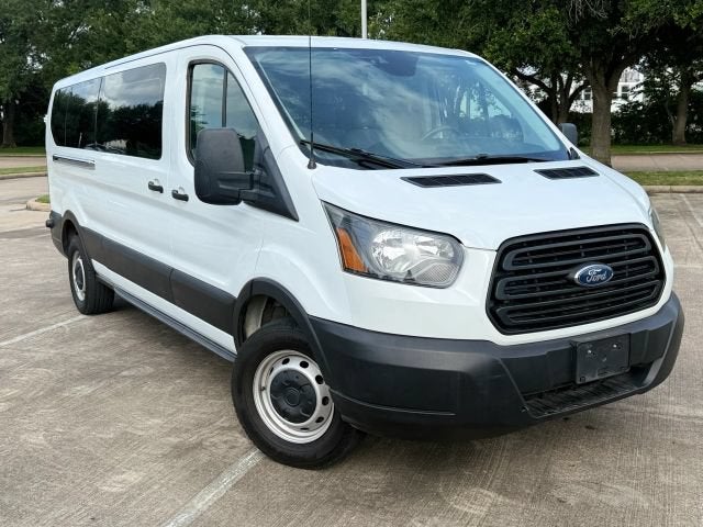 2019 Ford Transit Passenger Wagon XL w/Low Roof w/Sliding Side Door Van 3D