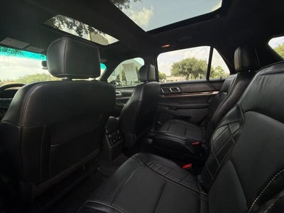2017 Ford Explorer Platinum