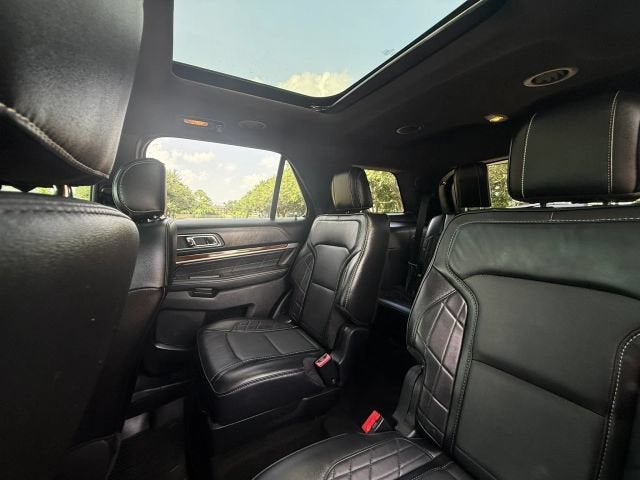 2017 Ford Explorer Platinum