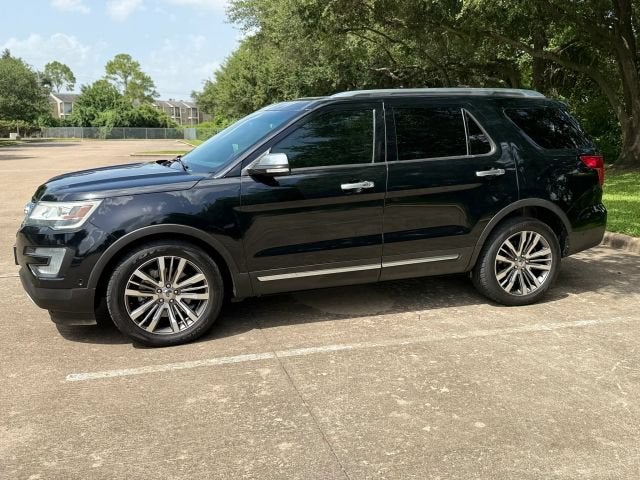 2017 Ford Explorer Platinum