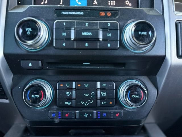 2018 Ford Super Duty F-250 SRW Platinum Pickup 4D 6 3/4 ft