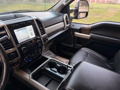 2018 Ford Super Duty F-250 SRW Lariat Pickup 4D 6 3/4 ft