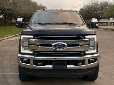 2018 Ford Super Duty F-250 SRW Lariat Pickup 4D 6 3/4 ft