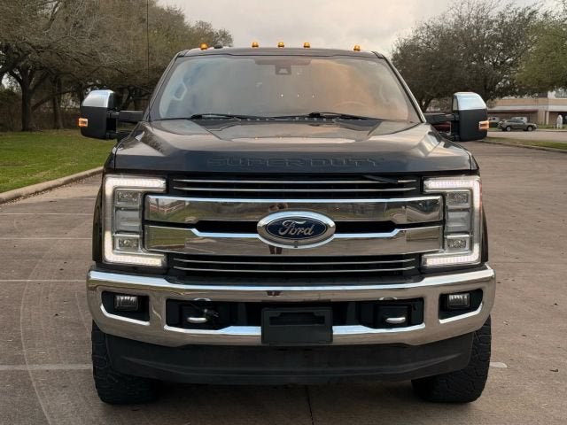 2018 Ford Super Duty F-250 SRW Lariat Pickup 4D 6 3/4 ft