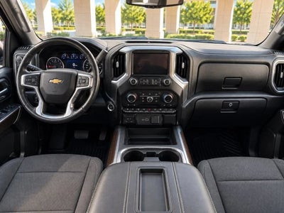 2020 Ford Super Duty F-350 SRW Lariat Pickup 4D 8 ft