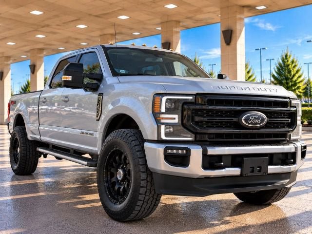 2020 Ford Super Duty F-350 SRW Lariat Pickup 4D 8 ft