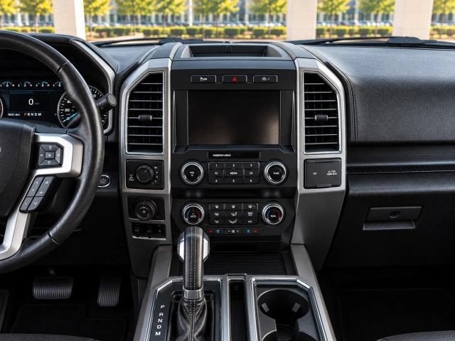 2019 Ford F-150 Platinum Pickup 4D 5 1/2 ft