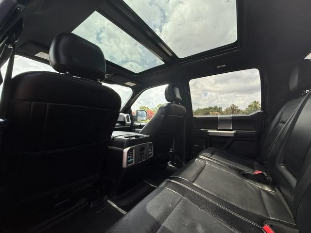 2015 Ford F-150 Lariat Pickup 4D 5 1/2 ft