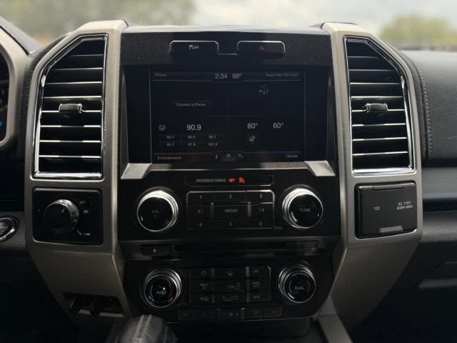 2015 Ford F-150 Lariat Pickup 4D 5 1/2 ft