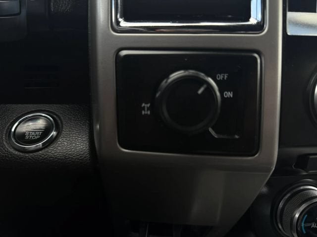 2015 Ford F-150 Lariat Pickup 4D 5 1/2 ft