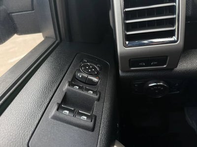 2015 Ford F-150 Lariat Pickup 4D 5 1/2 ft