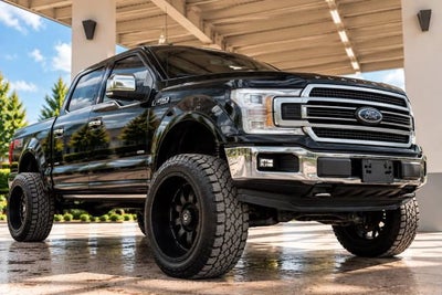 2017 Ford F-150 Platinum Pickup 4D 5 1/2 ft