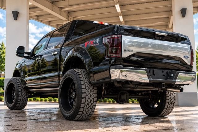 2017 Ford F-150 Platinum Pickup 4D 5 1/2 ft