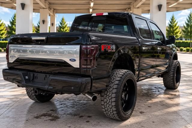 2017 Ford F-150 Platinum Pickup 4D 5 1/2 ft