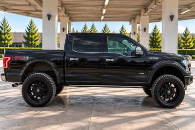 2017 Ford F-150 Platinum Pickup 4D 5 1/2 ft