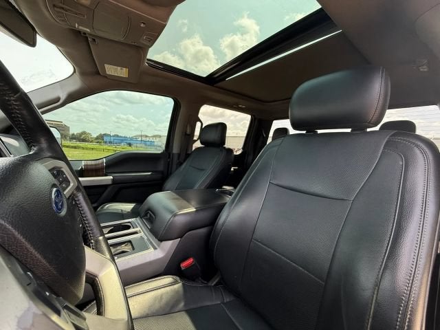 2017 Ford F-150 Lariat Pickup 4D 5 1/2 ft