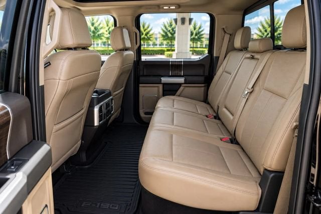 2017 Ford F-150 Lariat Pickup 4D 5 1/2 ft