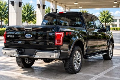 2017 Ford F-150 Lariat Pickup 4D 5 1/2 ft