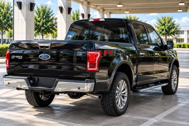 2017 Ford F-150 Lariat Pickup 4D 5 1/2 ft