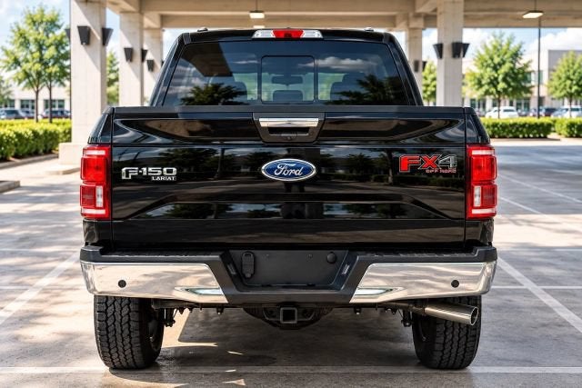 2017 Ford F-150 Lariat Pickup 4D 5 1/2 ft