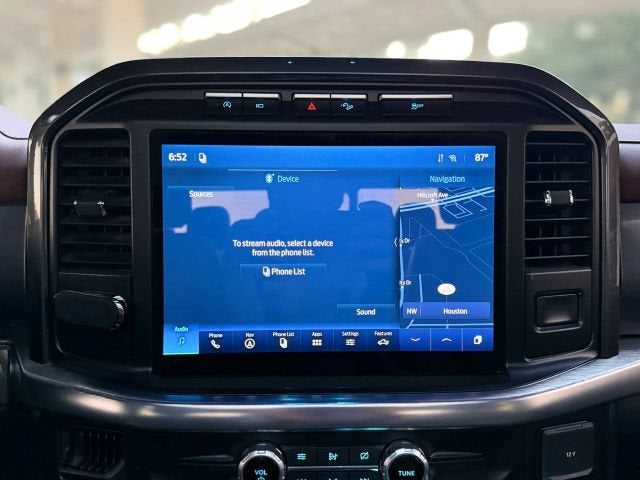 2021 Ford F-150 Lariat Pickup 4D 5 1/2 ft