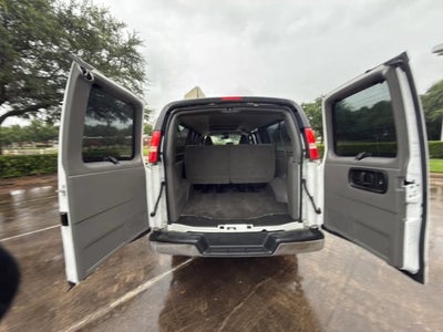 2019 Chevrolet Express Passenger LT