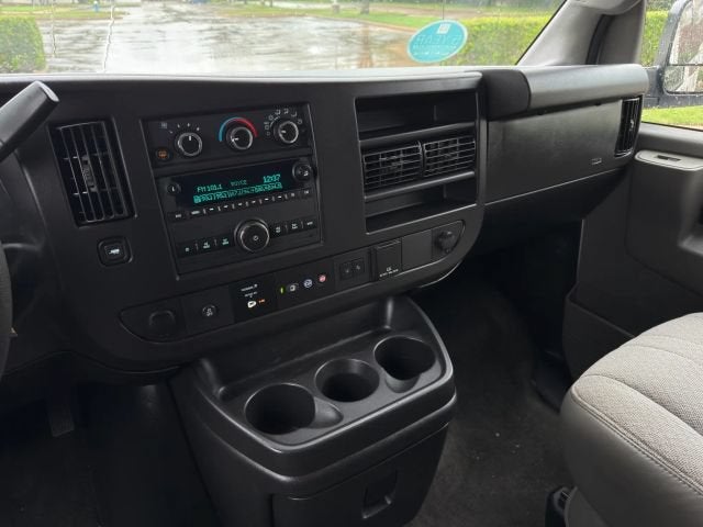 2019 Chevrolet Express Passenger LT