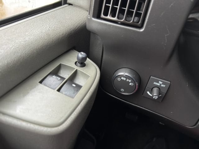 2019 Chevrolet Express Passenger LT