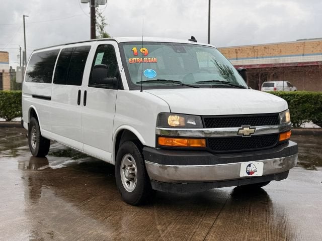 2019 Chevrolet Express Passenger LT