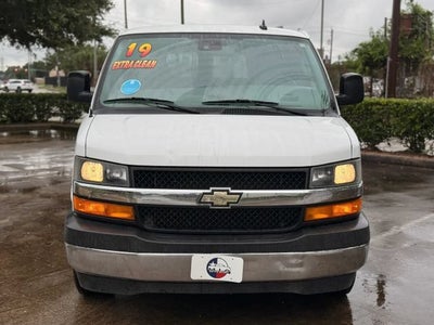 2019 Chevrolet Express Passenger LT