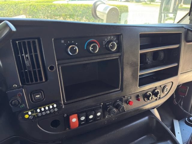 2015 Chevrolet Express Commercial Cutaway Diesel