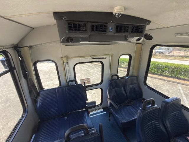 2015 Chevrolet Express Commercial Cutaway Diesel