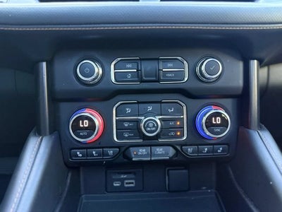 2021 GMC Yukon XL AT4