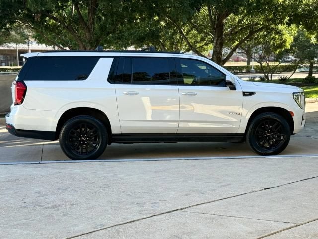 2021 GMC Yukon XL AT4