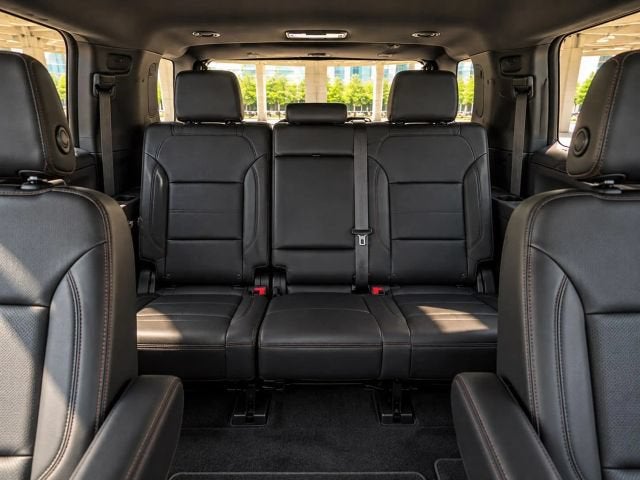 2021 Chevrolet Suburban RST