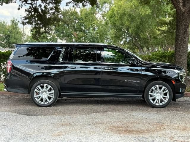 2021 Chevrolet Suburban High Country