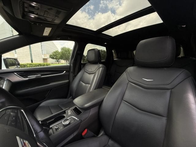 2023 Cadillac XT5 FWD Premium Luxury