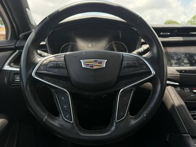 2023 Cadillac XT5 FWD Premium Luxury