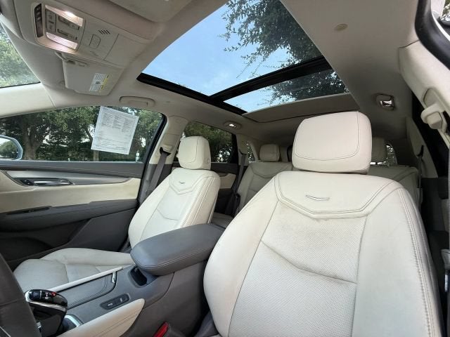 2017 Cadillac XT5 Premium Luxury FWD