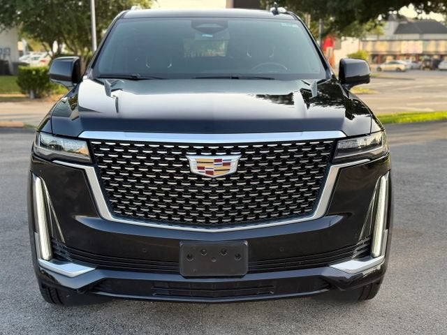 2022 Cadillac Escalade Luxury