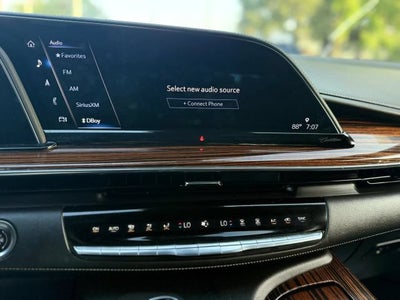 2022 Cadillac Escalade Luxury