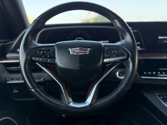 2022 Cadillac Escalade Luxury