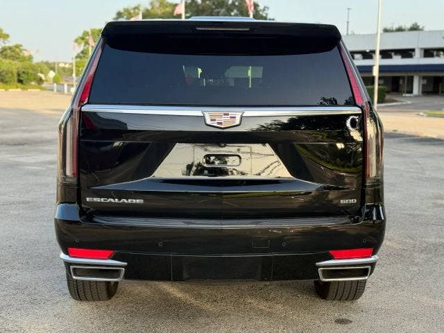 2022 Cadillac Escalade Luxury