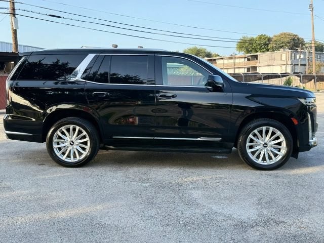 2022 Cadillac Escalade Luxury